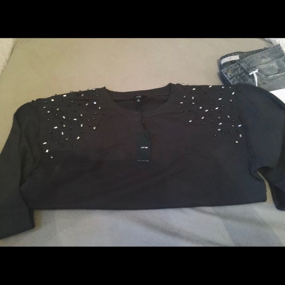 NEW JOE'S JEANS Crystal Sweater - Picture 2 of 6